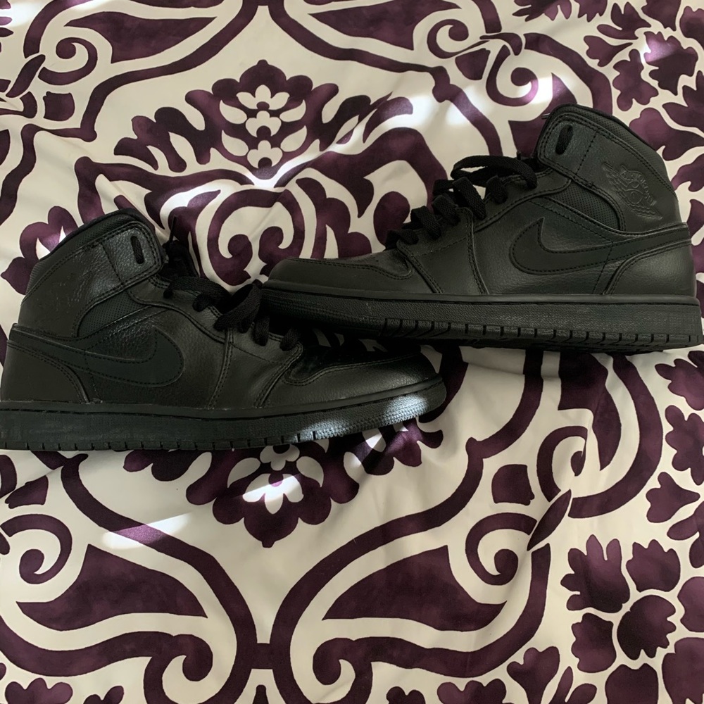 Air Jordan 1 Mid